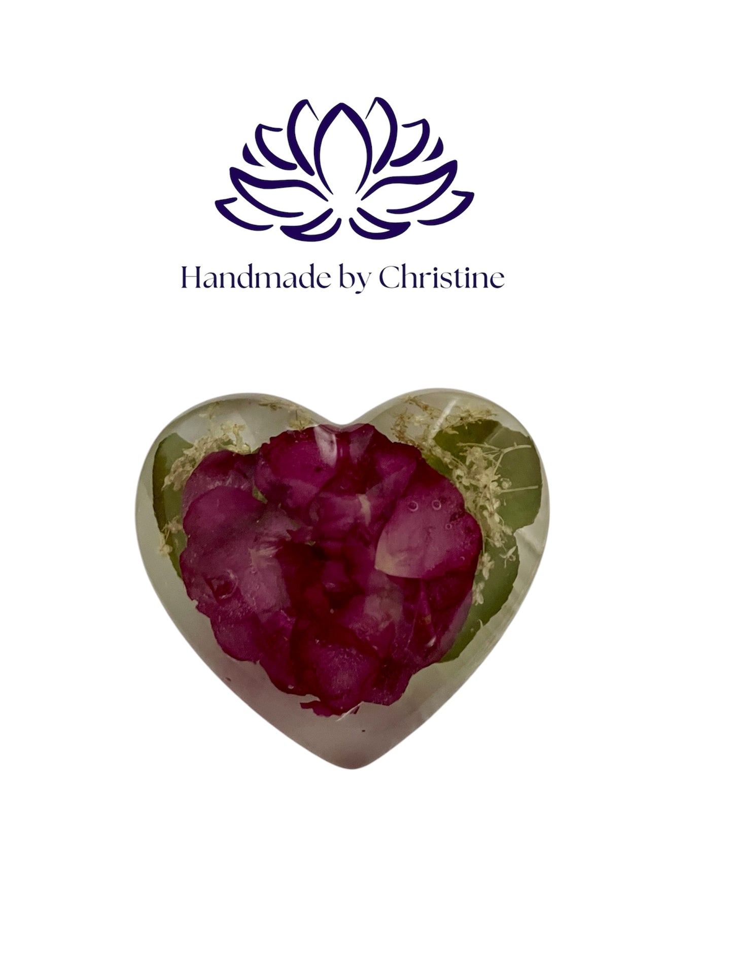 Handmade Resin Flower Preservation Heart – A Timeless Keepsake